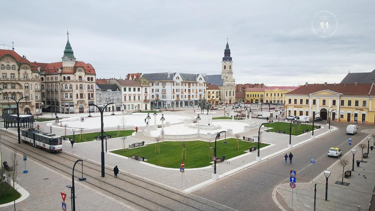 Phoenix Luxury Apartment Oradea Exterior foto