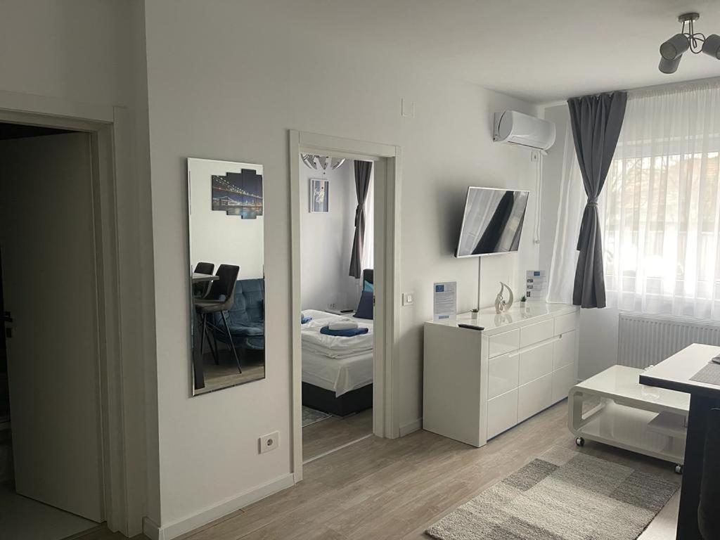 Phoenix Luxury Apartment Oradea Exterior foto